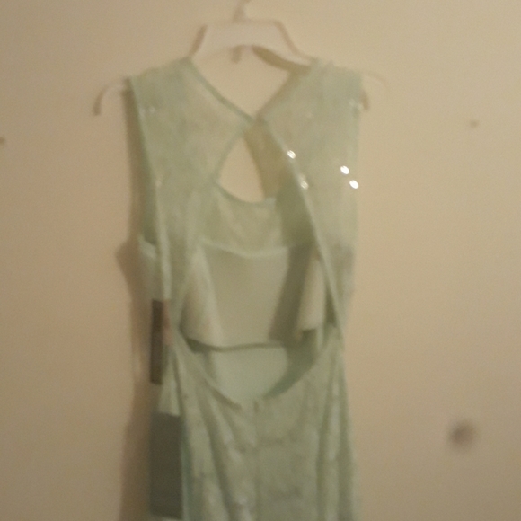 Vestido Elegante - Picture 2 of 3